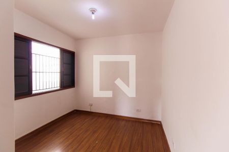 Quarto 2 de casa para alugar com 2 quartos, 75m² em Vila Canero, São Paulo