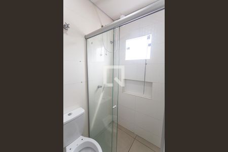 Banheiro  de kitnet/studio para alugar com 1 quarto, 18m² em Santo Andre, Belo Horizonte