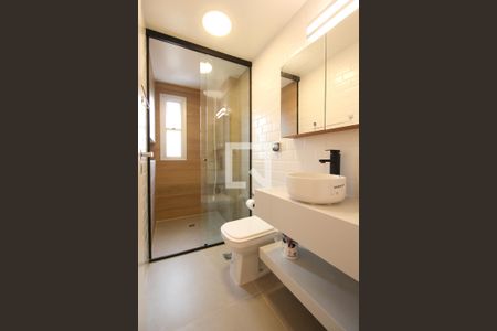 Banheiro de apartamento para alugar com 1 quarto, 46m² em Moema, São Paulo