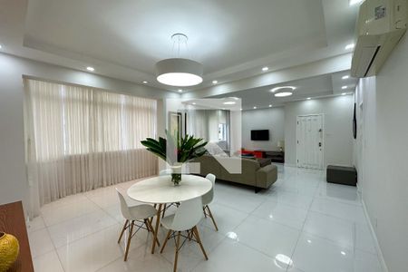 Sala de apartamento à venda com 3 quartos, 135m² em Copacabana, Rio de Janeiro