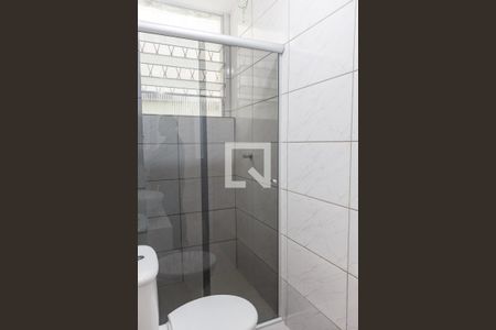 Banheiro de apartamento para alugar com 1 quarto, 32m² em Centro Histórico, Porto Alegre