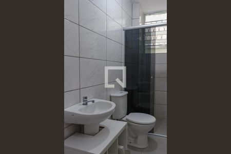 Banheiro de apartamento para alugar com 1 quarto, 32m² em Centro Histórico, Porto Alegre
