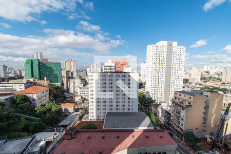 Vista da Sala/cozinha de apartamento à venda com 1 quarto, 28m² em Sé, São Paulo