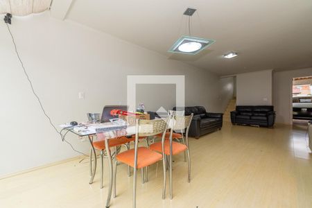 Sala de casa para alugar com 3 quartos, 230m² em Pilarzinho, Curitiba
