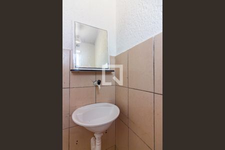 Banheiro de casa para alugar com 1 quarto, 50m² em Padroeira, Osasco