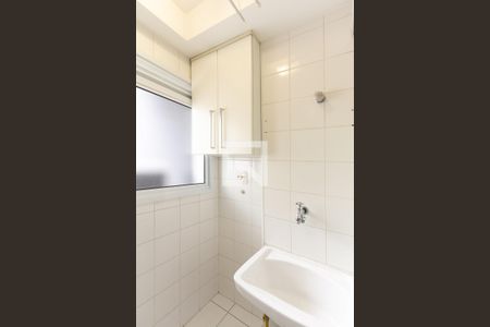 Apartamento à venda com 68m², 2 quartos e 1 vaga Apartamento à venda com 68m², 2 quartos e 1 vagaÁrea de Serviço