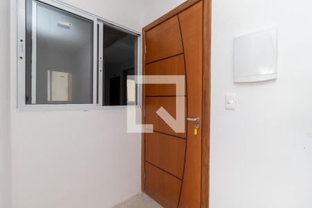 Sala - Entrada de apartamento para alugar com 2 quartos, 53m² em Vila Mazzei, São Paulo