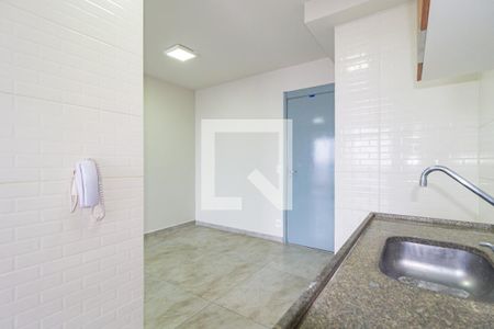 Sala/Cozinha de apartamento para alugar com 2 quartos, 59m² em Pari, São Paulo