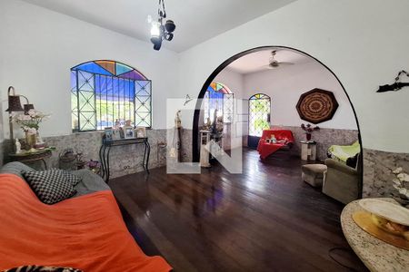 Sala 1 de casa para alugar com 3 quartos, 100m² em Santa Rosa, Niterói