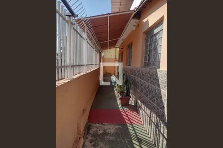 Área Externa de casa à venda com 3 quartos, 146m² em Horto Florestal, Belo Horizonte