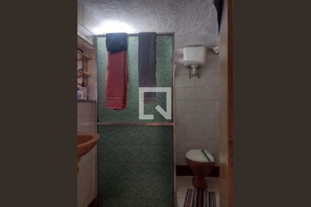 Banheiro de casa à venda com 3 quartos, 146m² em Horto Florestal, Belo Horizonte