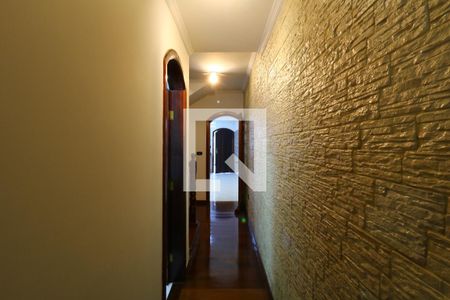 Corredor de casa à venda com 3 quartos, 110m² em Vila Camilopolis, Santo André