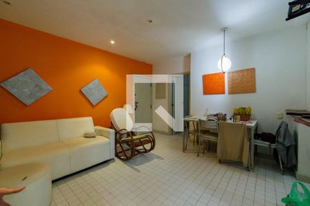 Sala de apartamento à venda com 2 quartos, 80m² em Barra da Tijuca, Rio de Janeiro