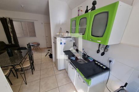 Cozinha e Área de Serviço de apartamento para alugar com 2 quartos, 48m² em Jardim Diva Tarlá de Carvalho, Ribeirão Preto