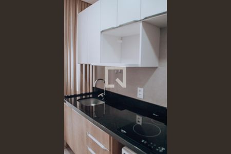 Cozinha de apartamento à venda com 1 quarto, 27m² em Partenon, Porto Alegre