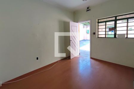 Sala de casa à venda com 5 quartos, 109m² em Vila Lemos, Campinas