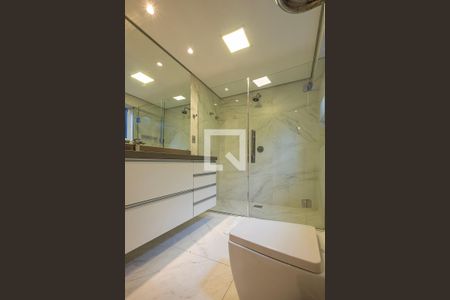 Apartamento para alugar com 110m², 3 quartos e 1 vaga Apartamento para alugar com 110m², 3 quartos e 1 vagaSuíte - Banheiro