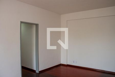 Apartamento à venda com 71m², 2 quartos e 1 vagaSala