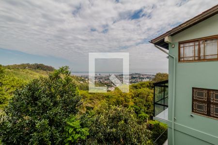 Vista de casa para alugar com 3 quartos, 330m² em Teresópolis, Porto Alegre