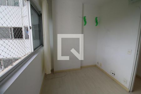 Quarto 1 de apartamento à venda com 3 quartos, 64m² em Jardim Olympia, São Paulo