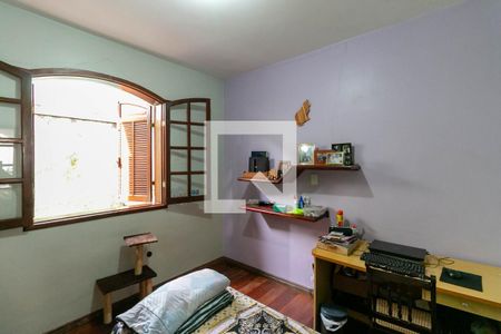 Quarto 1 de casa para alugar com 4 quartos, 360m² em São Paulo, Belo Horizonte