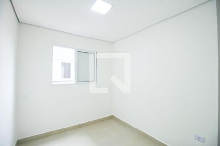 Quarto 1 de apartamento para alugar com 2 quartos, 43m² em Jardim Regis, São Paulo