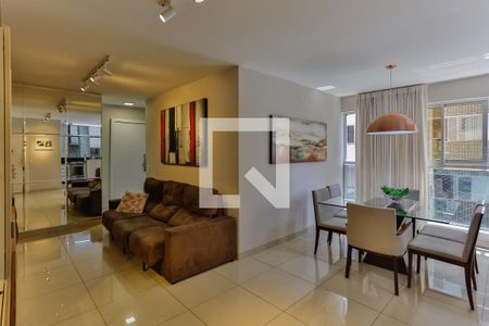 Apartamento à venda com 71m², 2 quartos e 2 vagasSala