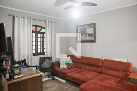 Casa à venda com 175m², 3 quartos e 2 vagasSala 