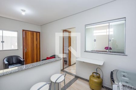 Cozinha de kitnet/studio para alugar com 1 quarto, 70m² em Nova Gameleira, Belo Horizonte