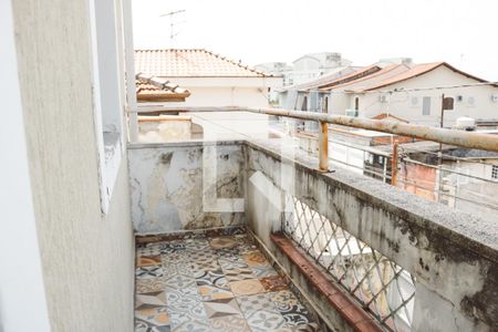 Varanda de casa à venda com 2 quartos, 200m² em Vila Nivi, São Paulo