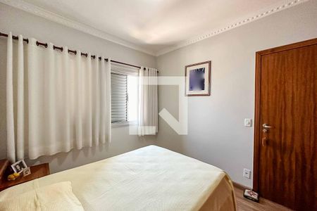 Quarto de apartamento à venda com 2 quartos, 70m² em Vila Amélia, São Paulo