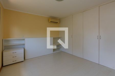 Quarto de apartamento para alugar com 1 quarto, 65m² em Auxiliadora, Porto Alegre