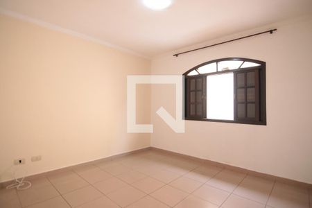 Quarto de casa para alugar com 3 quartos, 100m² em Vila Santa Teresa, São Paulo