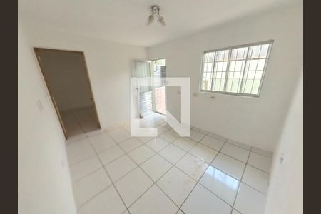 Sala de casa para alugar com 2 quartos, 30m² em Vila Regina, São Paulo