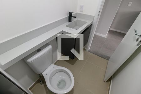 Banheiro de kitnet/studio à venda com 1 quarto, 25m² em Vila Andrade, São Paulo