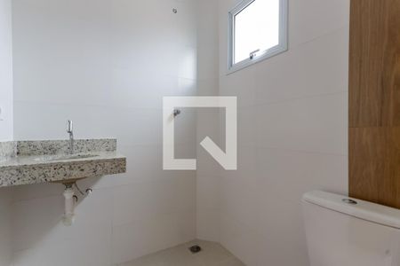 Banheiro de apartamento à venda com 1 quarto, 29m² em Vila Mazzei, São Paulo