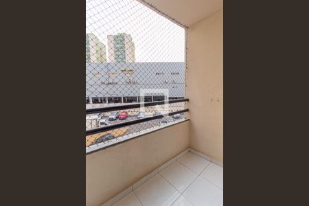 Sacada de apartamento para alugar com 2 quartos, 57m² em Jaguaribe, Osasco