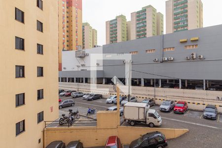 Vista de apartamento à venda com 2 quartos, 57m² em Jaguaribe, Osasco