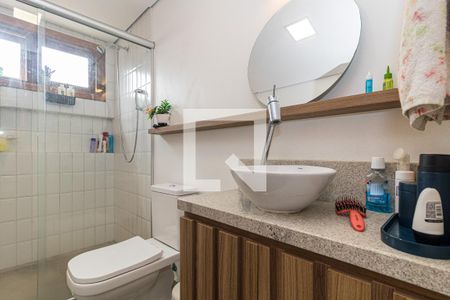Banheiro da Suíte de apartamento para alugar com 1 quarto, 50m² em Independência, Porto Alegre