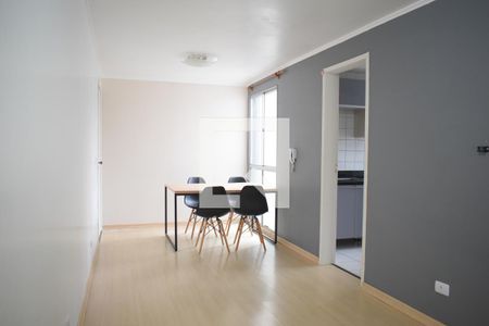 Sala de apartamento para alugar com 3 quartos, 76m² em Capão Raso, Curitiba