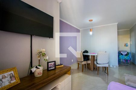 Sala de apartamento para alugar com 3 quartos, 64m² em Jardim Cambui, Santo André