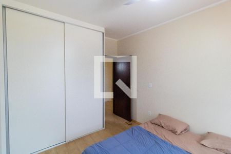 Casa de condomínio à venda com 420m², 4 quartos e 4 vagas Casa de condomínio à venda com 420m², 4 quartos e 4 vagasQuarto 01