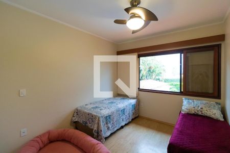 Casa de condomínio à venda com 420m², 4 quartos e 4 vagas Casa de condomínio à venda com 420m², 4 quartos e 4 vagasQuarto 02