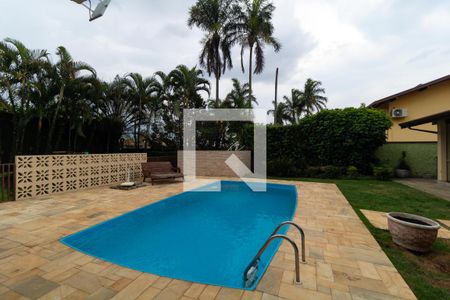 Casa de condomínio à venda com 420m², 4 quartos e 4 vagas Casa de condomínio à venda com 420m², 4 quartos e 4 vagasPiscina