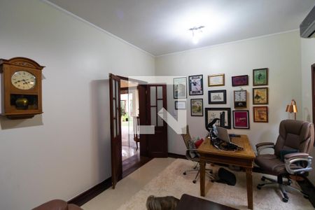 Casa de condomínio à venda com 420m², 4 quartos e 4 vagas Casa de condomínio à venda com 420m², 4 quartos e 4 vagasSuíte 01