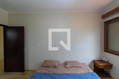 Casa de condomínio à venda com 420m², 4 quartos e 4 vagas Casa de condomínio à venda com 420m², 4 quartos e 4 vagasQuarto 01