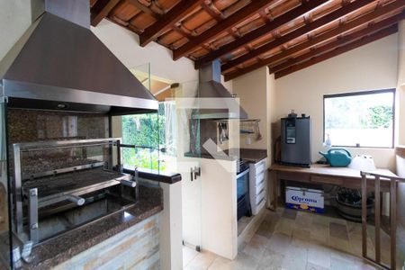 Casa de condomínio à venda com 420m², 4 quartos e 4 vagas Casa de condomínio à venda com 420m², 4 quartos e 4 vagasChurrasqueira