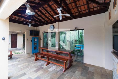 Casa de condomínio à venda com 420m², 4 quartos e 4 vagas Casa de condomínio à venda com 420m², 4 quartos e 4 vagasChurrasqueira