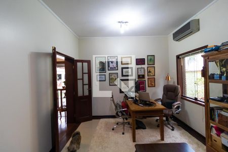 Casa de condomínio à venda com 420m², 4 quartos e 4 vagas Casa de condomínio à venda com 420m², 4 quartos e 4 vagasSuíte 01