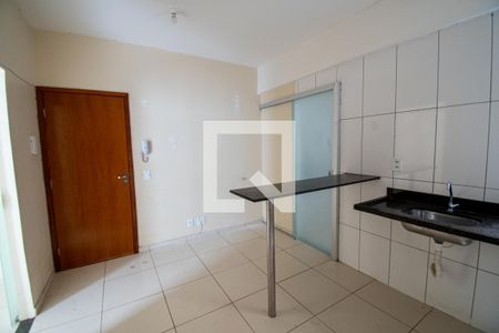 Sala/Cozinha de apartamento para alugar com 1 quarto, 30m² em Taguatinga Sul (taguatinga), Brasília